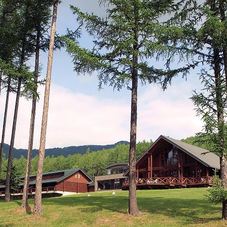 Log Hotel Larch Lake Kanayama Minamifurano Εξωτερικό φωτογραφία