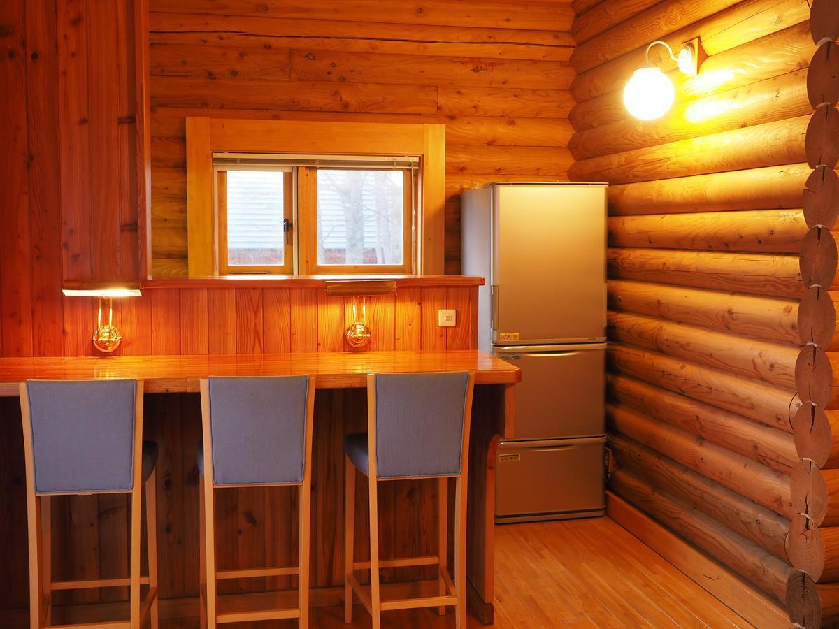 Log Hotel Larch Lake Kanayama Minamifurano Δωμάτιο φωτογραφία