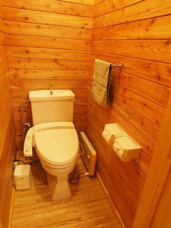 Log Hotel Larch Lake Kanayama Minamifurano Δωμάτιο φωτογραφία
