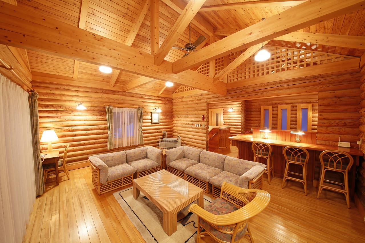 Log Hotel Larch Lake Kanayama Minamifurano Δωμάτιο φωτογραφία