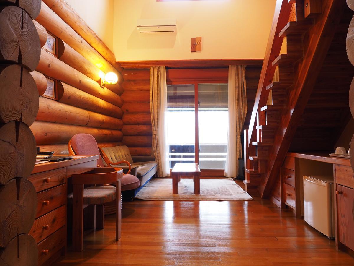 Log Hotel Larch Lake Kanayama Minamifurano Δωμάτιο φωτογραφία
