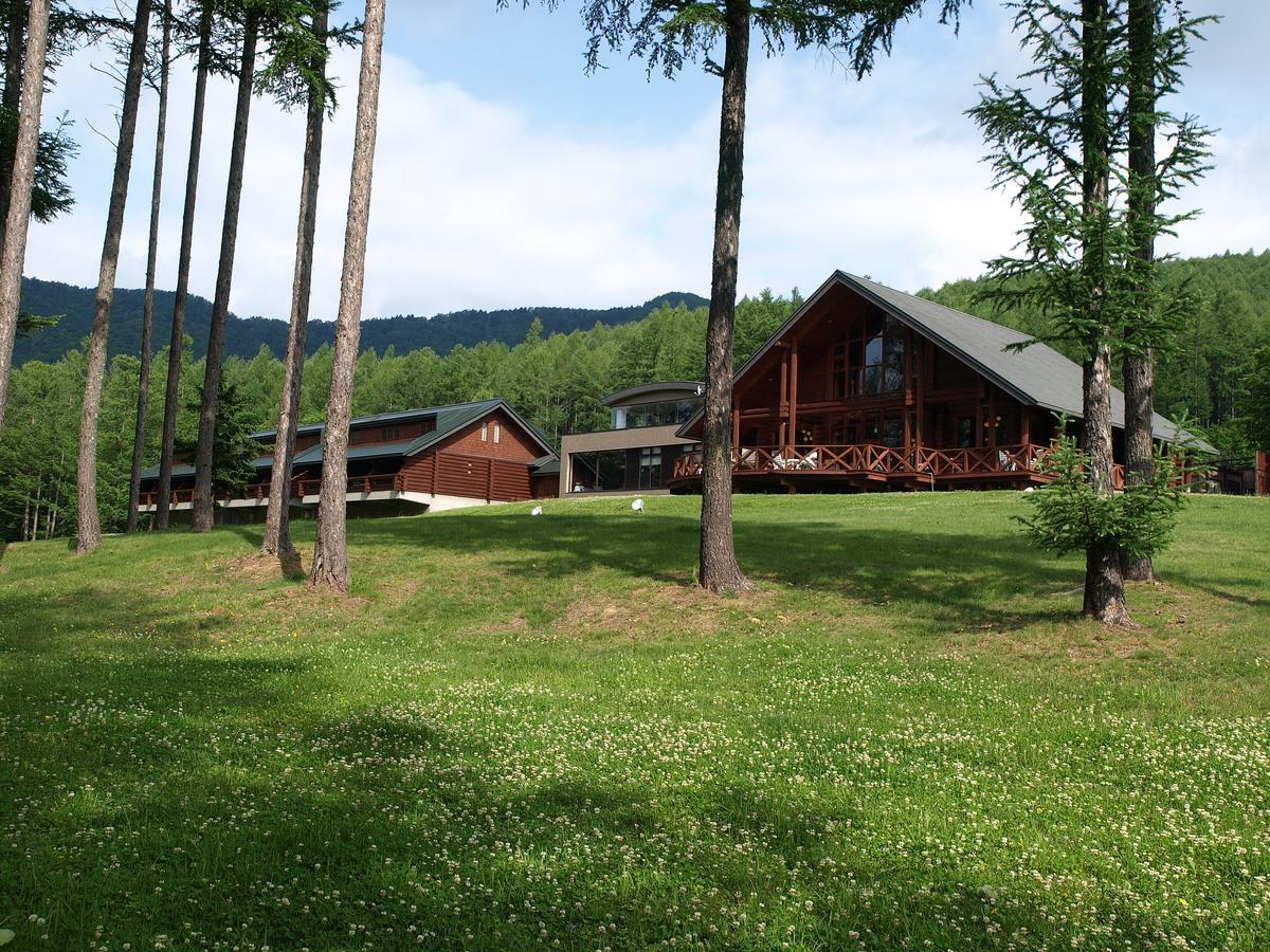 Log Hotel Larch Lake Kanayama Minamifurano Εξωτερικό φωτογραφία